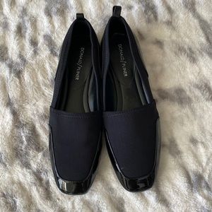NEW Donald/Pinner Black Flats
